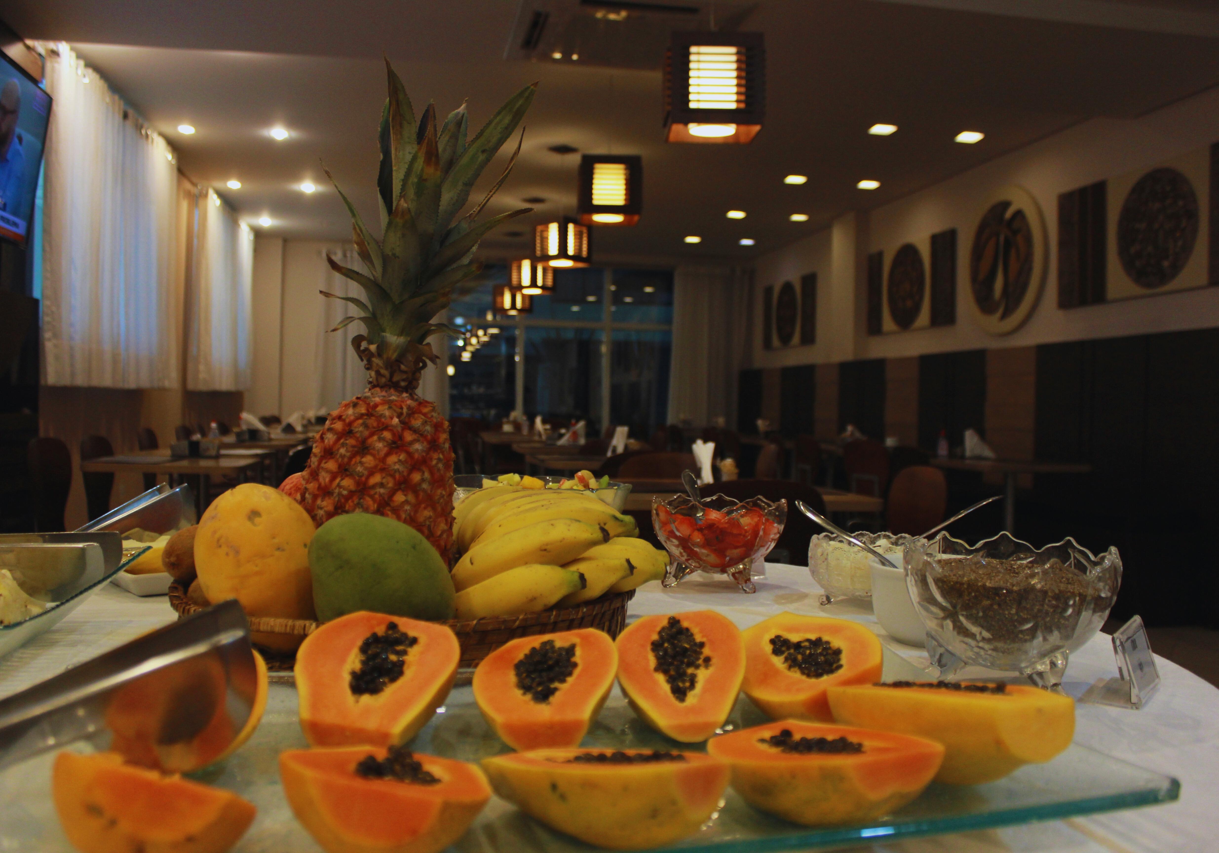 Gontijo Inn Hotel Itajuba  Ngoại thất bức ảnh A fruit buffet